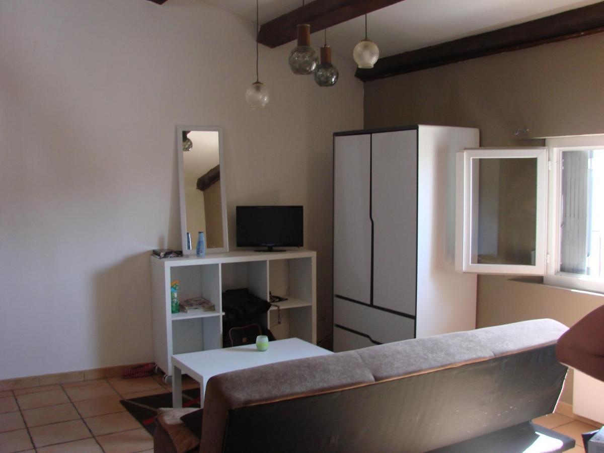 25 Fm 2 D Apartment Coursan Ngoại thất bức ảnh